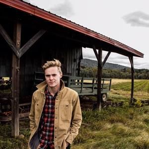 Meet your Posher, Brady